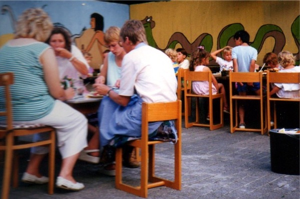 Datei:1989.07.06.Abschlussabend 1.jpg