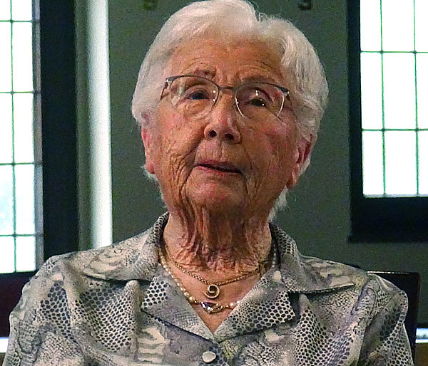 Datei:Cp Lauffs 20.jpg