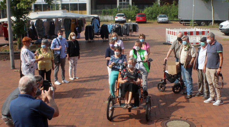 Datei:Barki Premiere.jpg