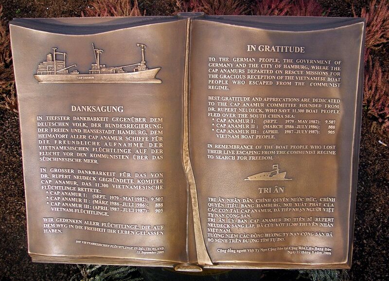 Datei:Cap-anamur-denkmal WIKIPEDIA.jpg