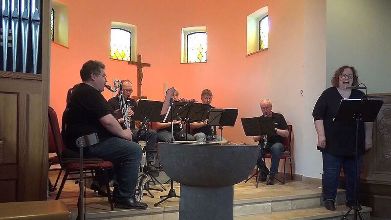 Datei:Duodezim22 gr.jpg