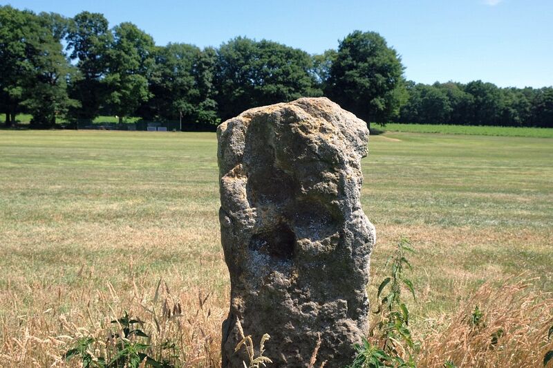 Datei:Grenzstein Uhlenbrock Wulfener Seite.jpg