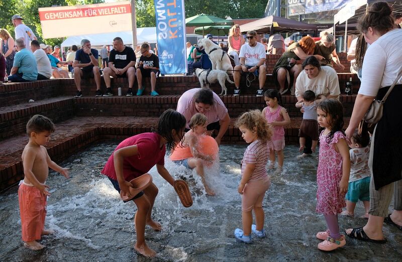 Datei:KS26 Kinder haben Spaß.jpg