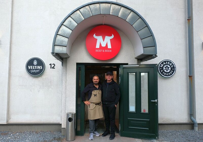 Datei:Maredo Eröffnung Brüder Potsis.jpg